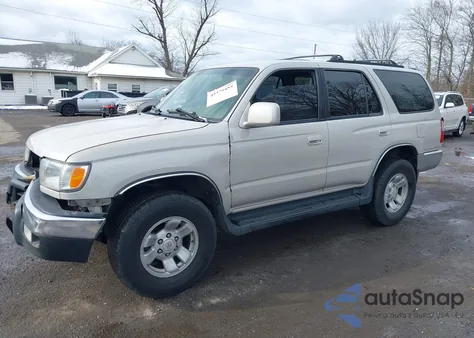1999 Toyota 4Runner Sr5 V6 z USA, uszkodzony, nr VIN JT3HN86R0X0210430